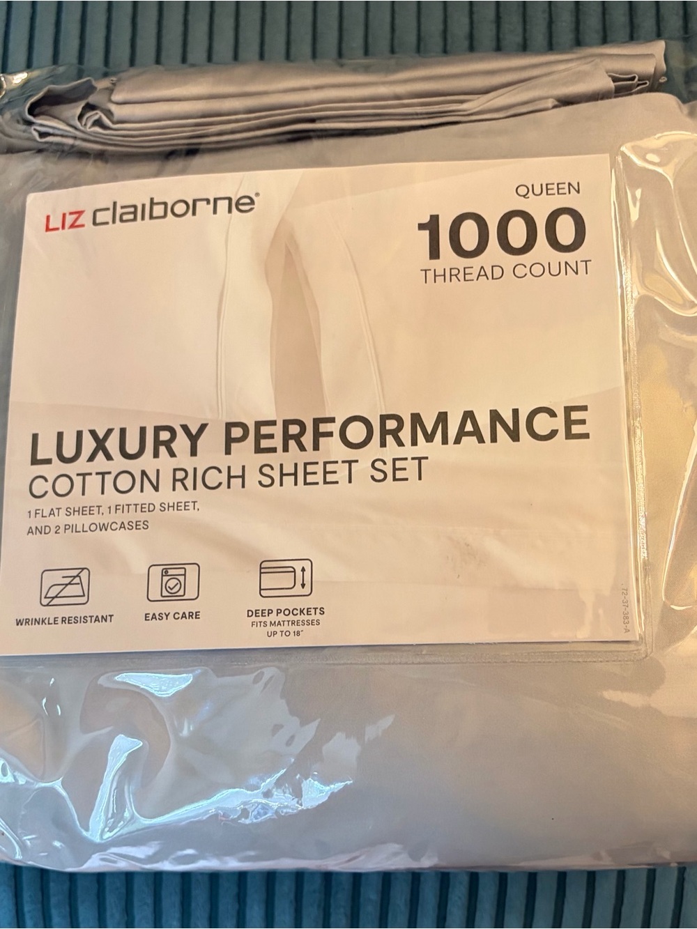 BRAND NEW Liz Claiborne Queen cotton Rich Sheet Set in Light Gray